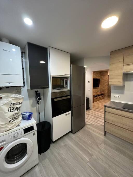 Cozy 1-Bedroom Apartment Madrid Buitenkant foto